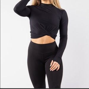 ❌ SOLD ❌ Buffbunny Knotty and Nice Top